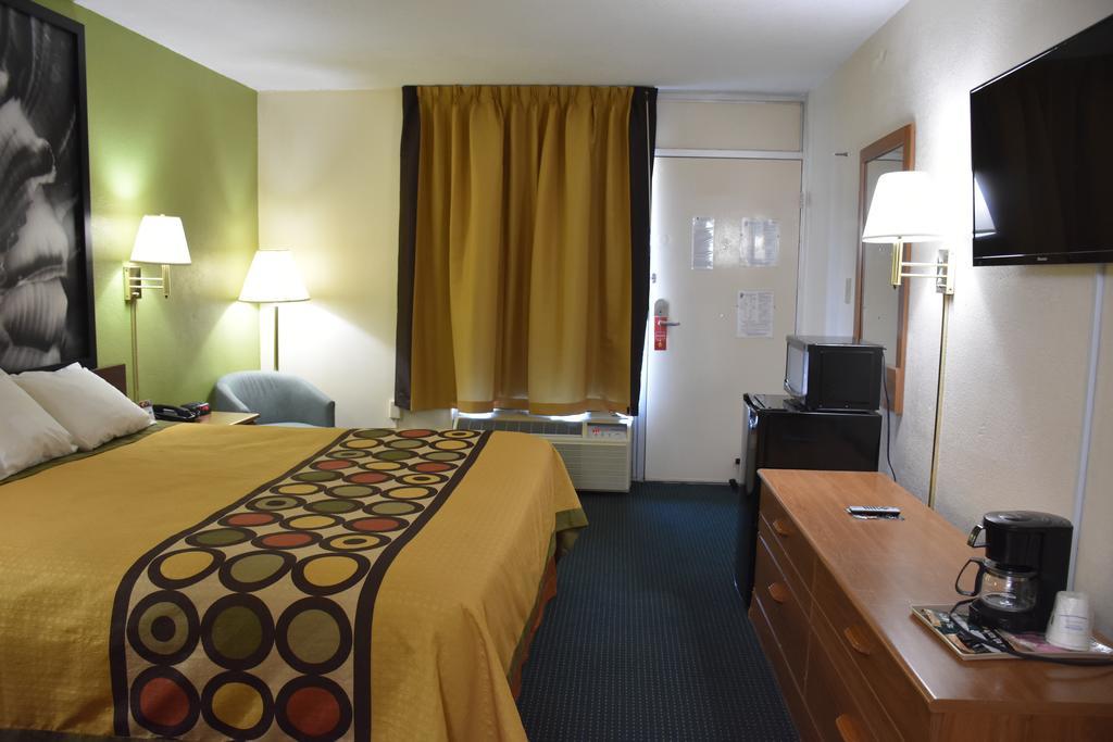 ซูเปอร์ 8 บาย วินด์แฮม ทิฟตัน Hotel ทิฟทัน ภายนอก รูปภาพ