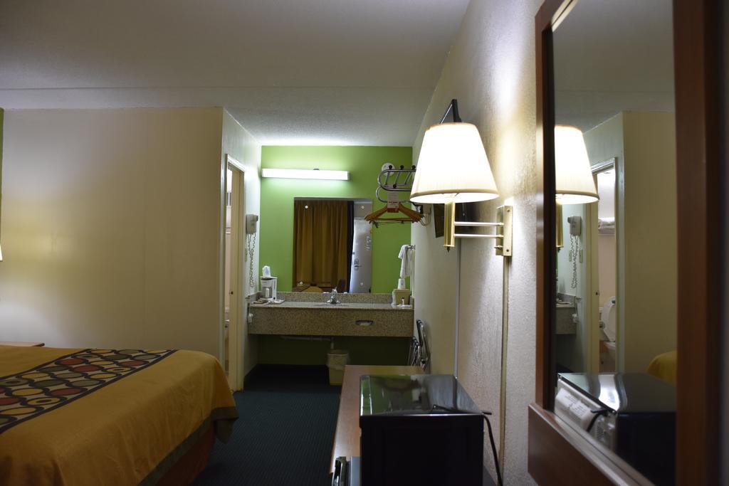 ซูเปอร์ 8 บาย วินด์แฮม ทิฟตัน Hotel ทิฟทัน ภายนอก รูปภาพ
