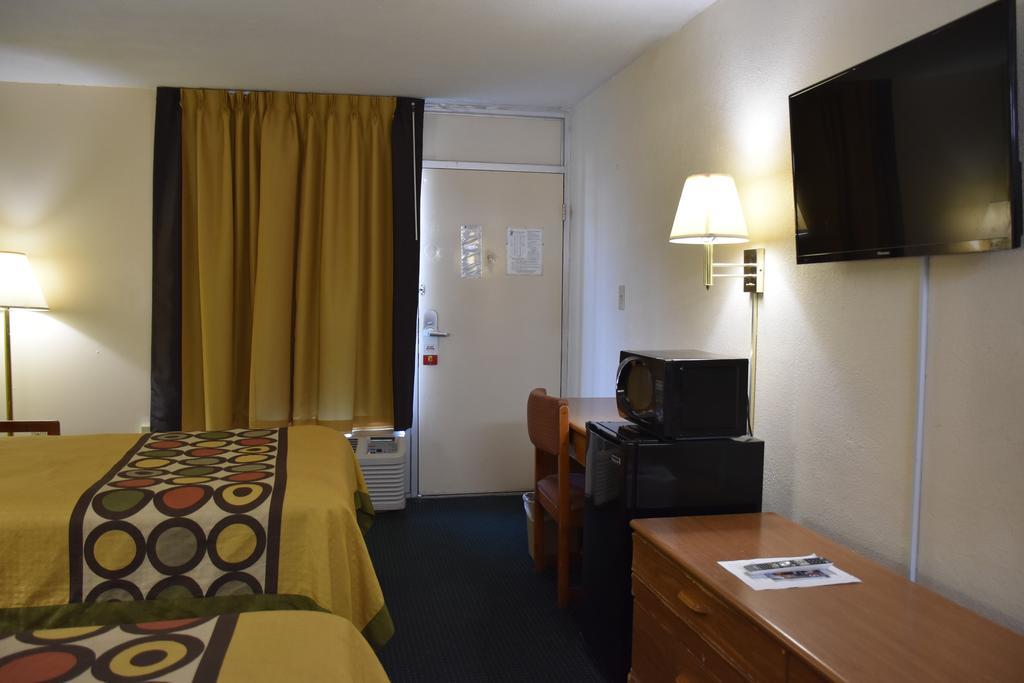ซูเปอร์ 8 บาย วินด์แฮม ทิฟตัน Hotel ทิฟทัน ภายนอก รูปภาพ