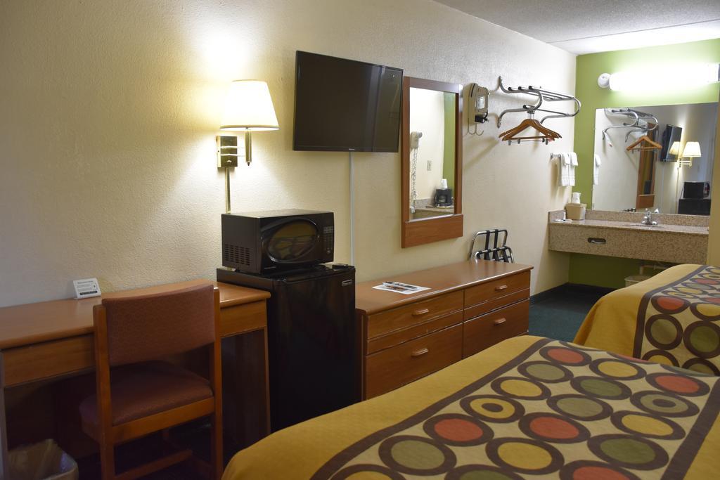 ซูเปอร์ 8 บาย วินด์แฮม ทิฟตัน Hotel ทิฟทัน ภายนอก รูปภาพ
